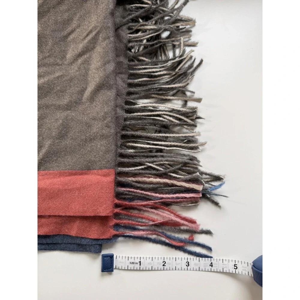 2CHIC Oversized Blanket Scarf Wrap Colorblock Grey Blue Red Fringe Cozy Academia